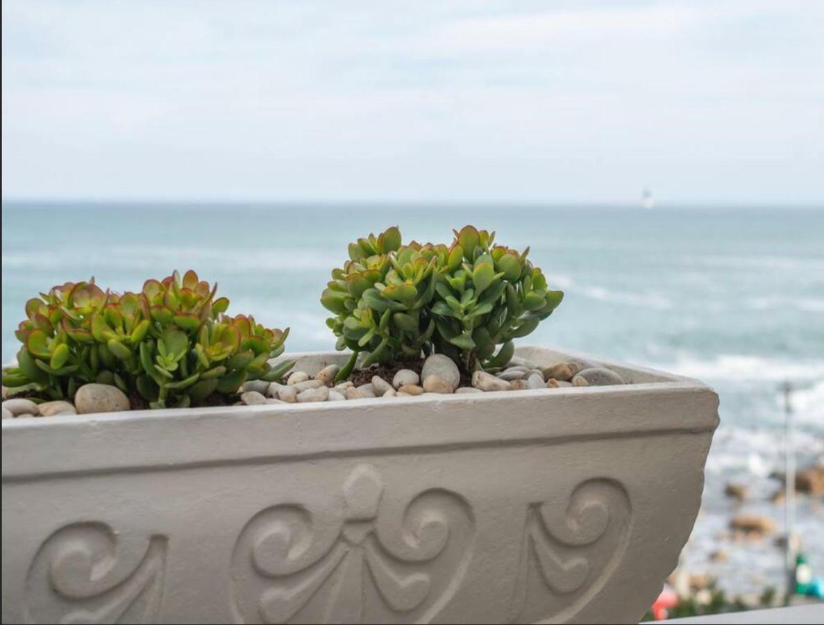 Bantry Beach Luxury Suites Kapstadt Exterior foto