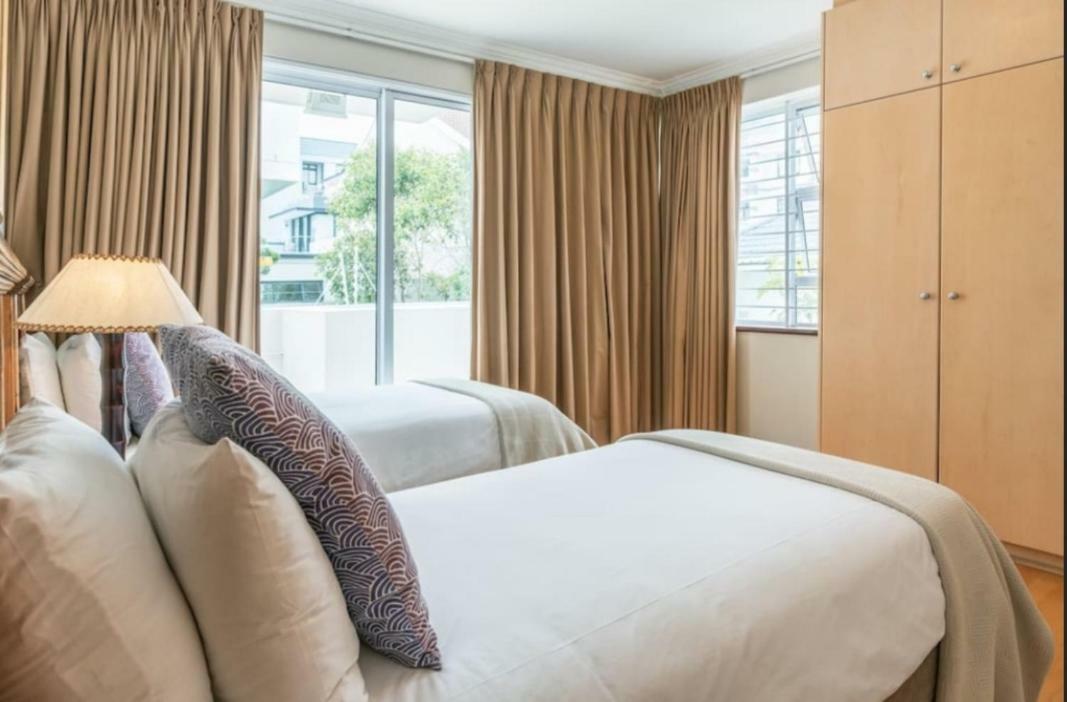 Bantry Beach Luxury Suites Kapstadt Exterior foto