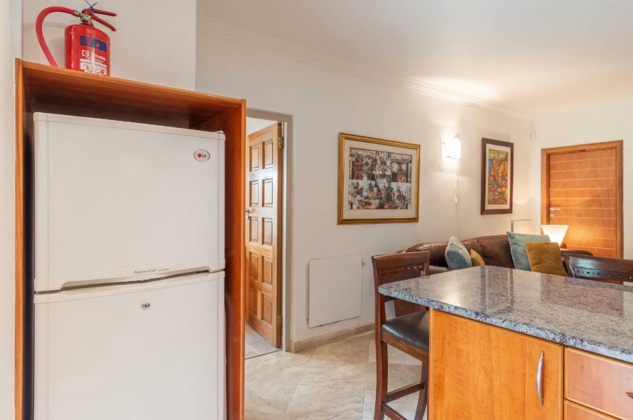 Bantry Beach Luxury Suites Kapstadt Exterior foto
